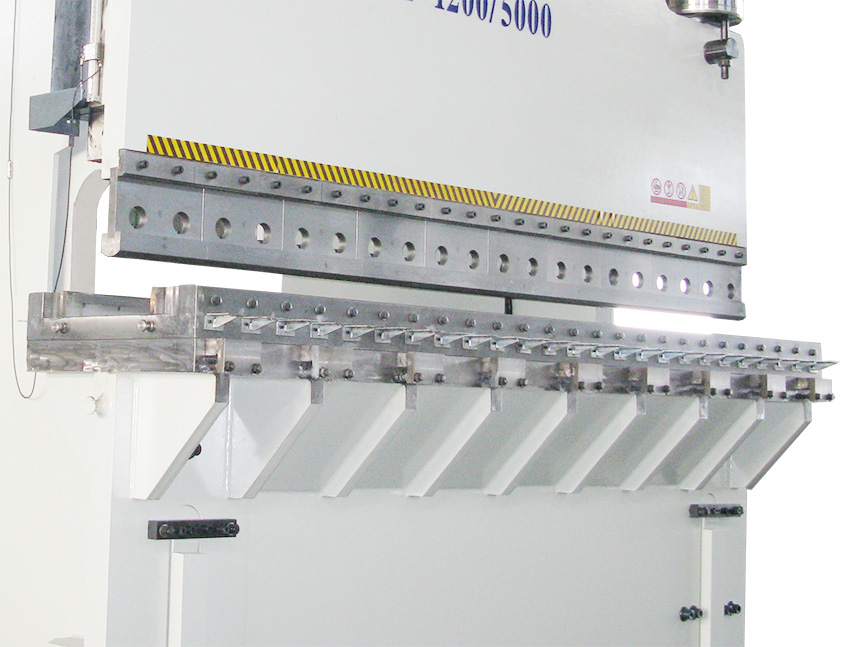 WE67K-1200T5000 CNC press brake